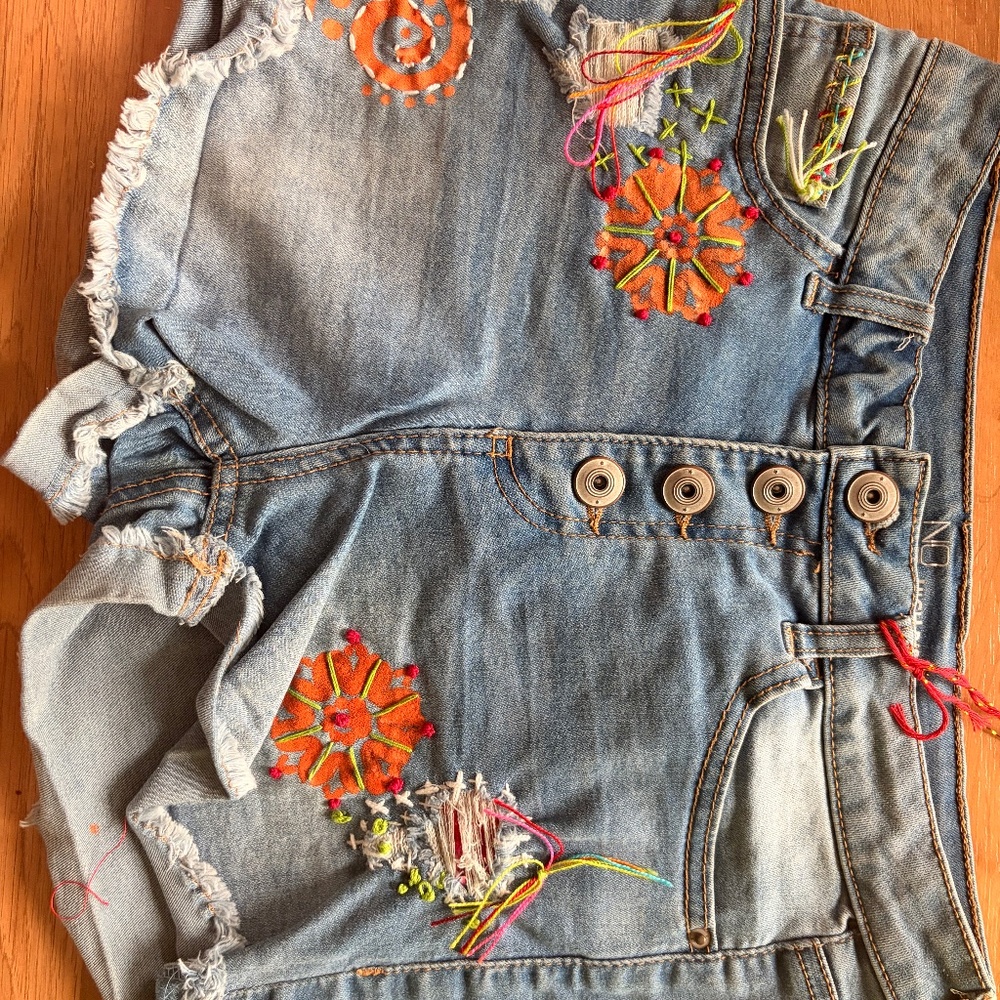 denim shorts size 7 upscale by artist, Jeanne Prom, one of a kind design designs